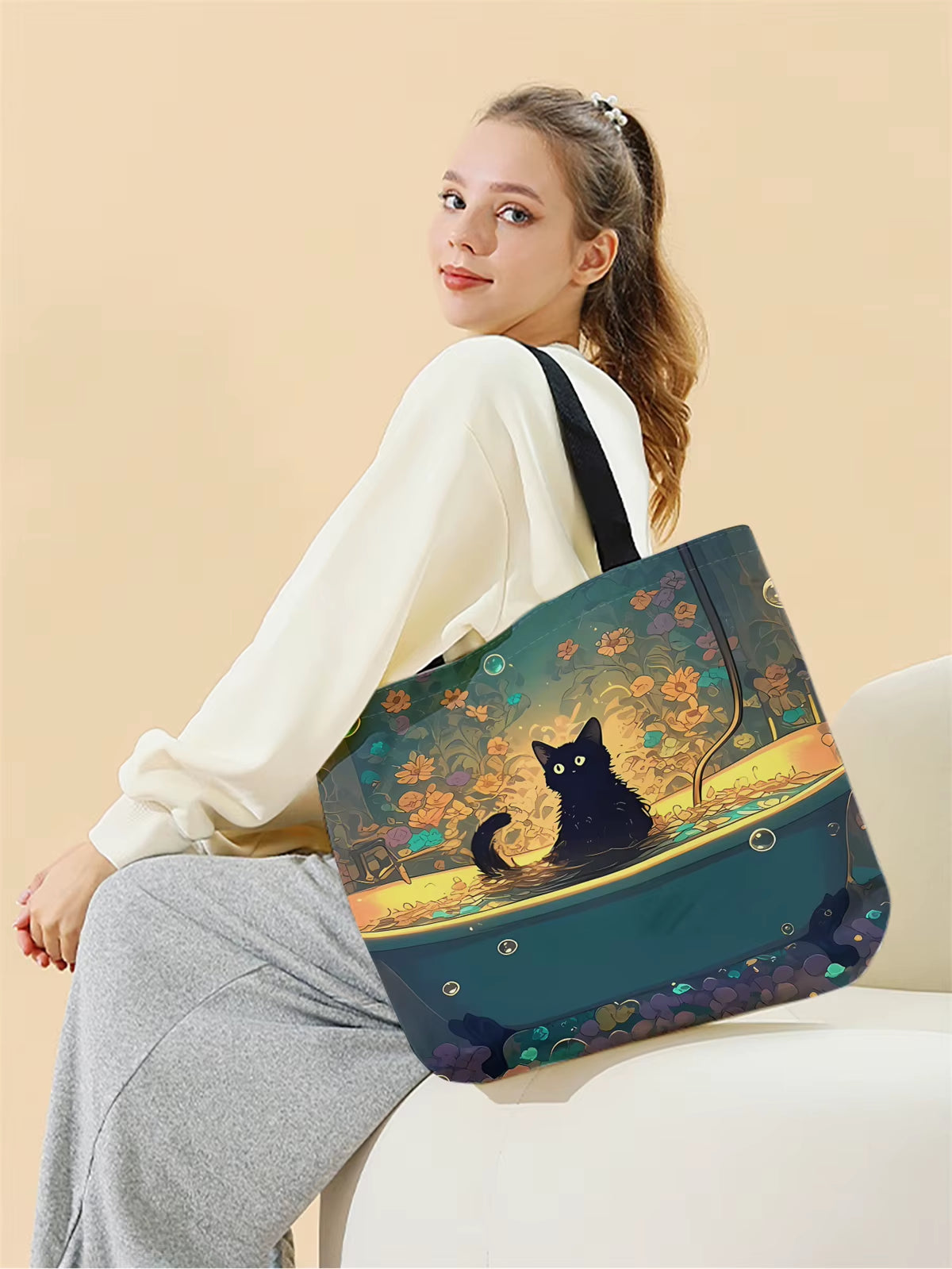 1Pc,Illustrated Black Cat Tote Bag, Reusable Fashion Tote Bag, Multi-Functional Tote Bag, Printed Canvas Shopping Bag